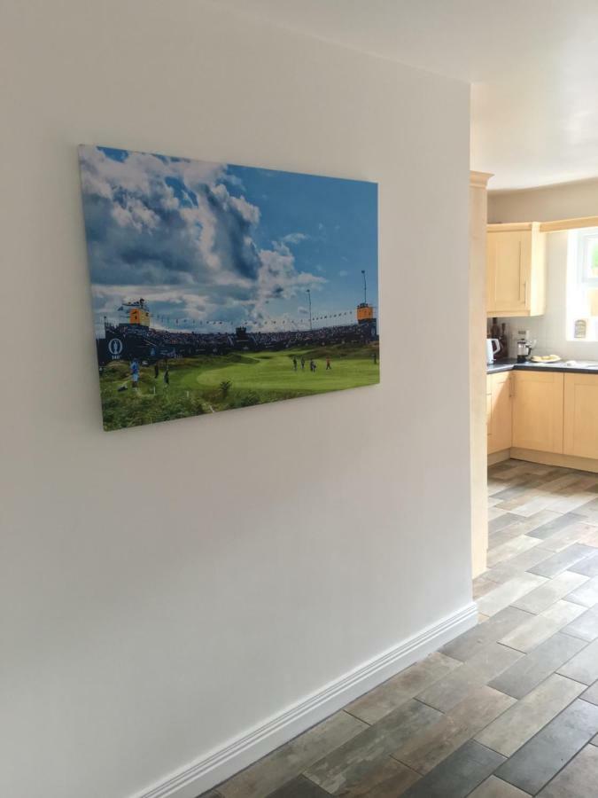 Luxury Portrush Holiday Homes - The Green, Portrush Sleeps 12 - 5 Bedrooms Exterior foto